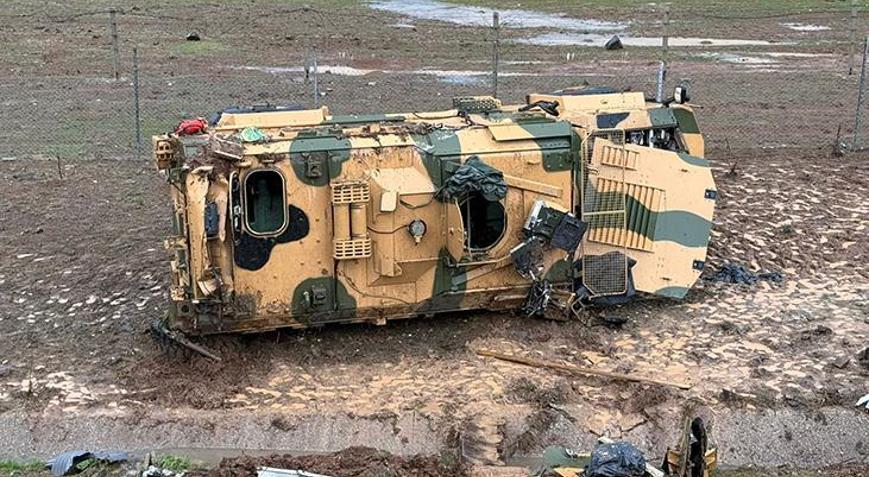 Gaziantepte askeri araç şarampole devrildi 10 yaralı