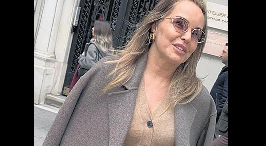 Bengü kendisini ödüllendiriyor