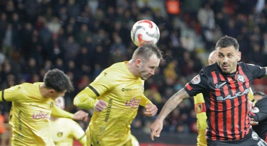 5 gollü maçı İstanbulspor kazandı