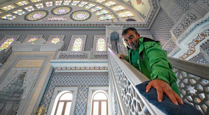 Mersin ramazan’a hazır 13 ilçede cami, cemevi ve kiliseler steril hale getirildi