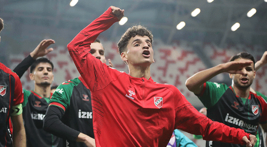 Anlaşma sağlandı Fenerbahçe transferin ilk taksitini yarın ödeyecek