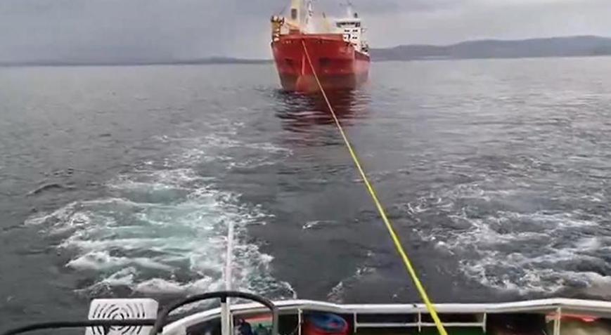 Çanakkale Boğazında arızalanan kuru yük gemisi kurtarıldı
