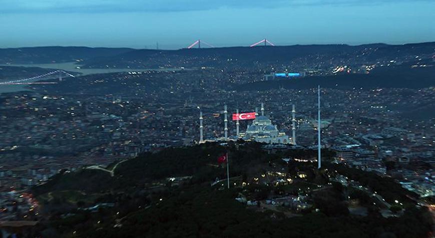 Ramazan hilali için Çamlıca Kulesinde ölçüm Diyanetten açıklama
