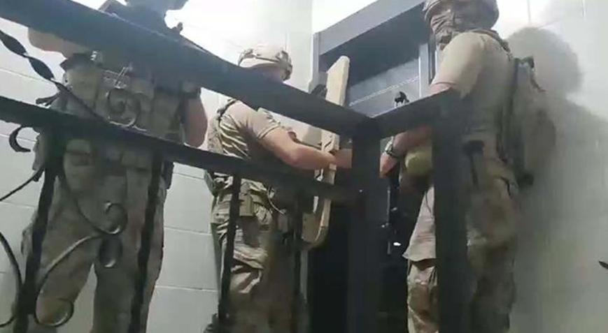 İzmirde terör örgütü DEAŞa operasyon