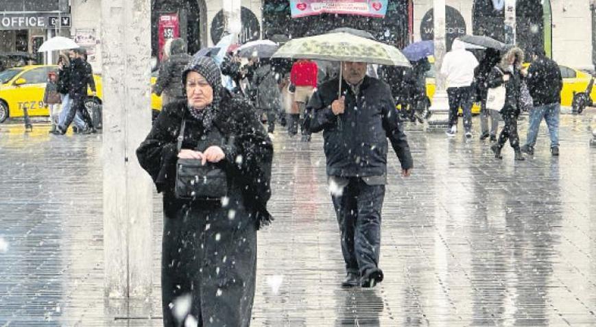 Megakente kar yağdı