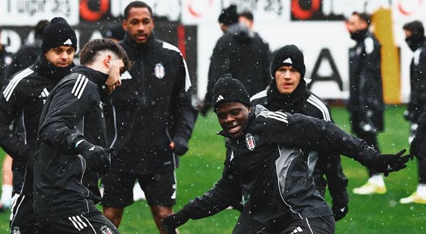 Beşiktaşta gözler Göztepe maçında