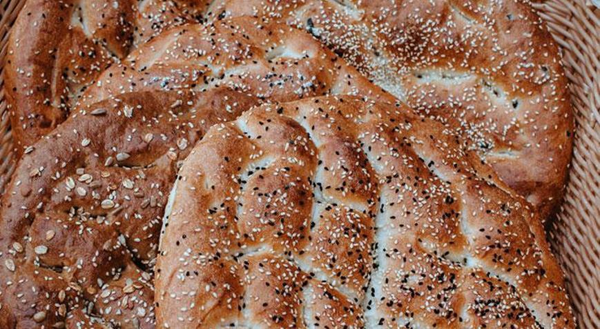Fırın lezzetinde Ramazan pidesi yapımı Pamuk gibi yumuşacık oluyor