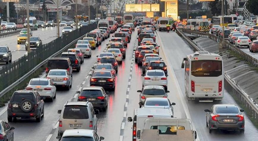 İstanbul trafiği, iftar öncesi yüzde 85i gördü İşte bölge bölge son durum