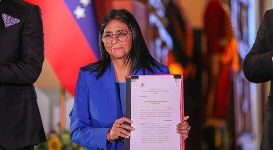 Venezuelada son politika değişikliği Siyasi tutuklulara af yasası onaylandı