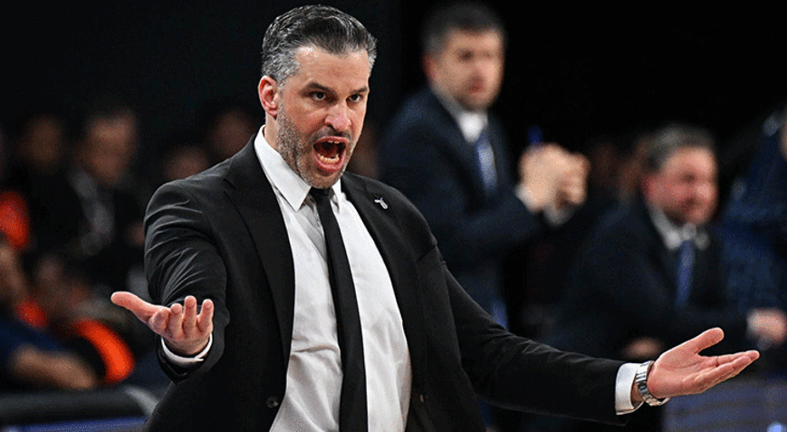 Beşiktaşta Dusan Alimpijevic mutlu Karakterimizi gösterdik