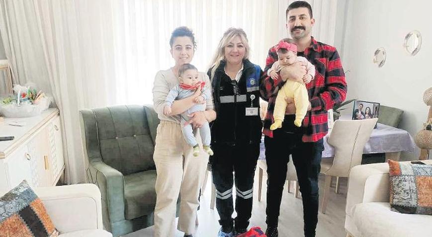 Annelerin yüzü gülüyor
