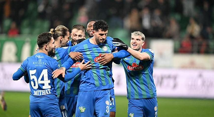 Süper Ligde haftanın açılış maçında Rizespor, Kocaelisporu 2 golle mağlup etti