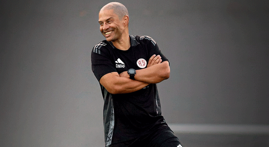 Alex de Souzanın yeni takımı belli oldu