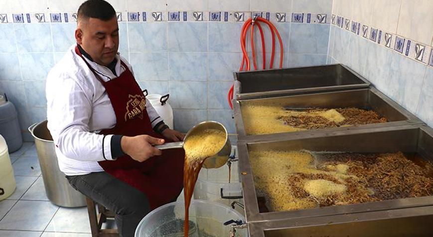 Gazianteplilerin iftar sofralarındaki vazgeçilmez içeceği: Meyan şerbeti