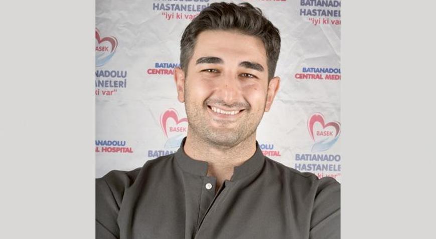 İmplant Sonrası Aynı Gün Sabit Geçici Diş Uygulaması