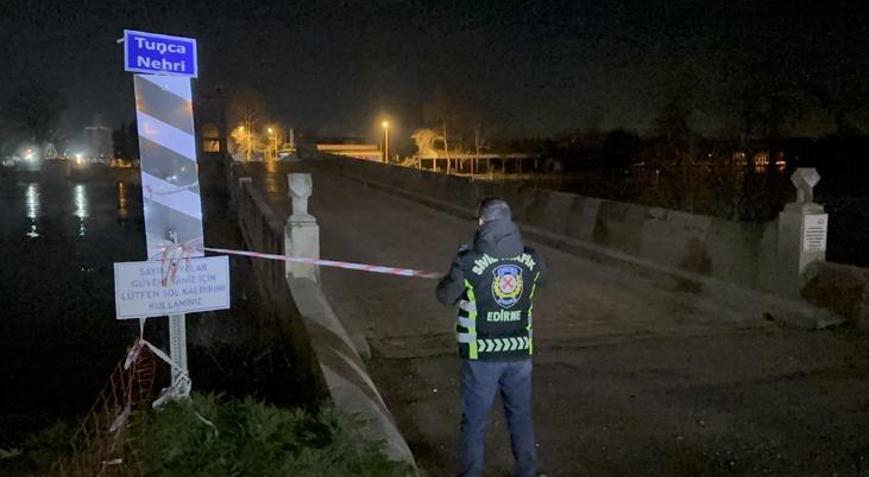 Edirnede taşkın alarmı: Tunca Köprüsü trafiğe kapatılıyor