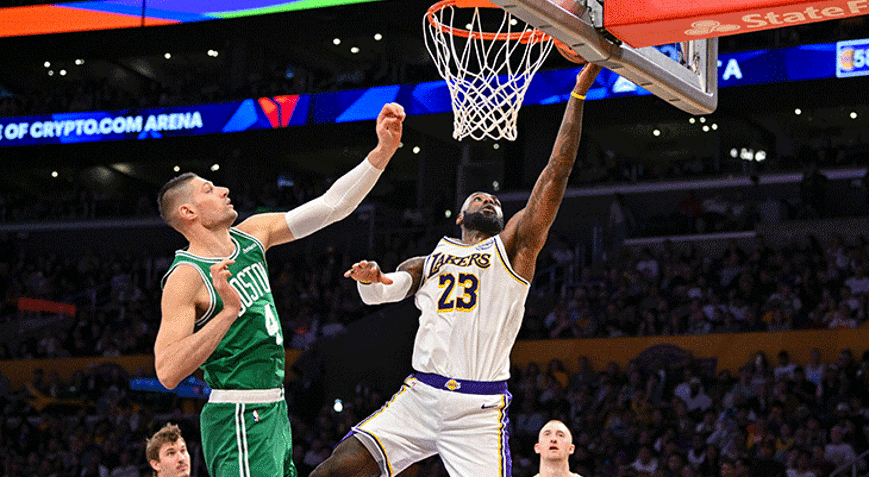 Boston Celtics, deplasmanda Los Angeles Lakersı devirdi LeBron James, 43 bin sayı barajına ulaştı