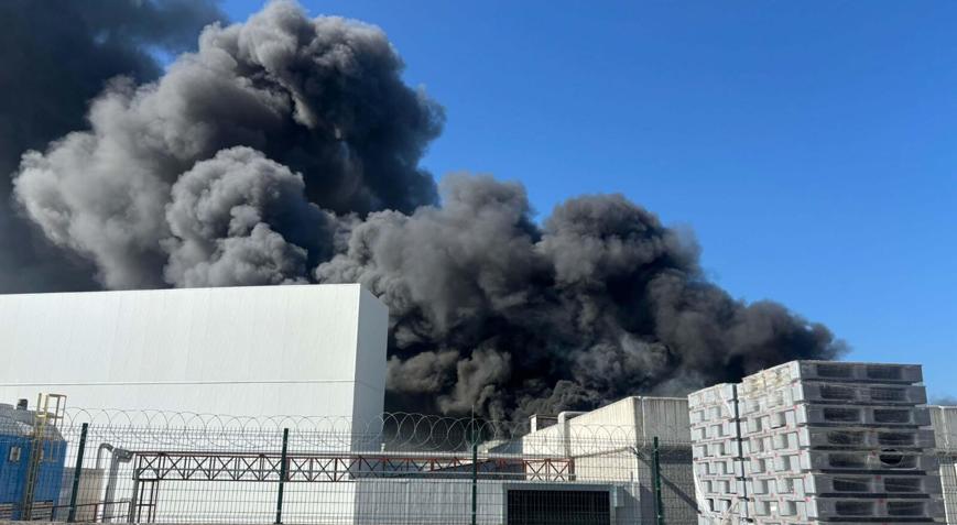 Manisada oyuncak fabrikasında yangın