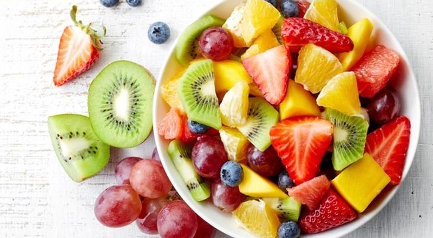 Doktorlar haftada bir kez mutlaka yiyin diyor: İşte vücudu yenileyen 5 süper meyve