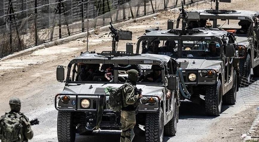 İsrail ordusu Suriye topraklarında ilerliyor 30 araçlık konvoy Kuneytrada