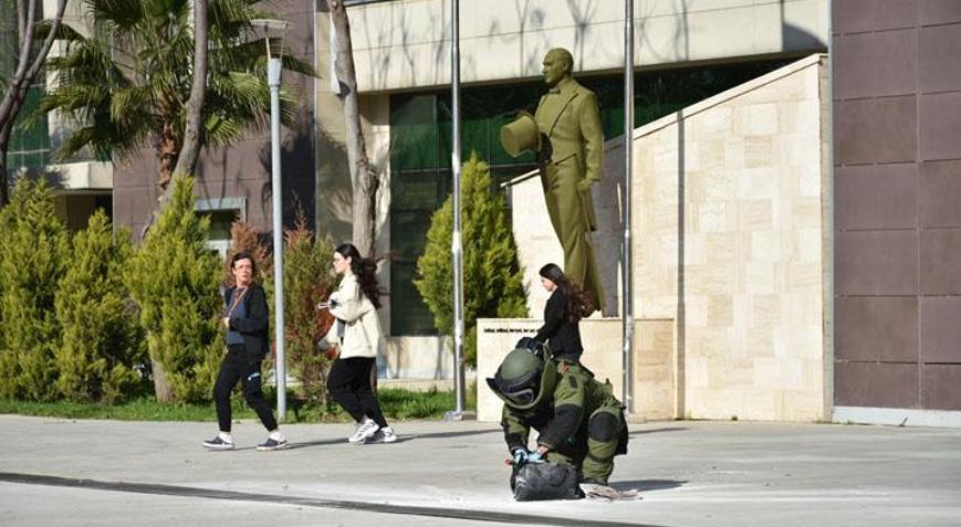 İzmir’de nefes kesen tatbikat Adliyede bomba alarmı: Sirenler çaldı, paket kontrollü patlatıldı