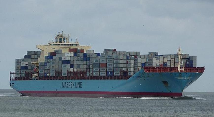 Maersk, Hürmüz Boğazı geçişlerini askıya aldı