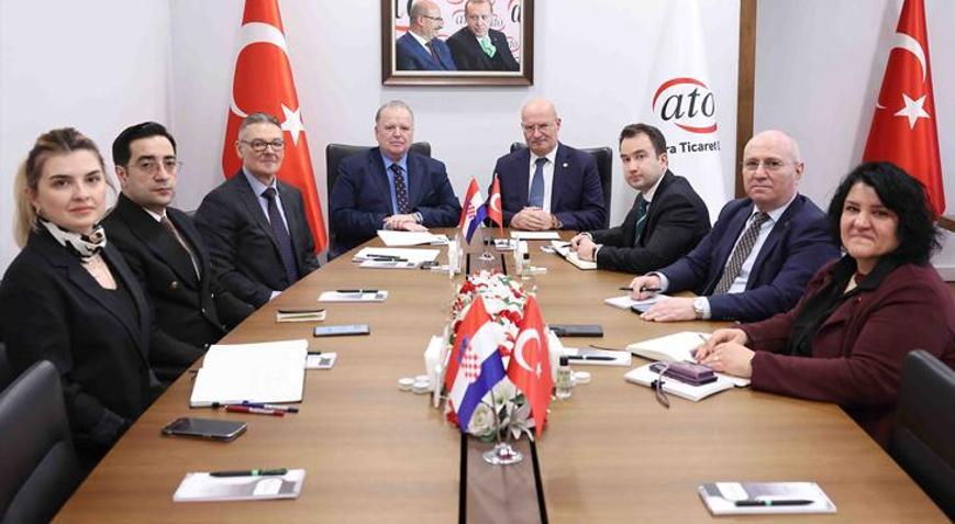 Hırvatistan ile ticaret hacmimizi 5 milyar dolara taşımayı hedefliyoruz