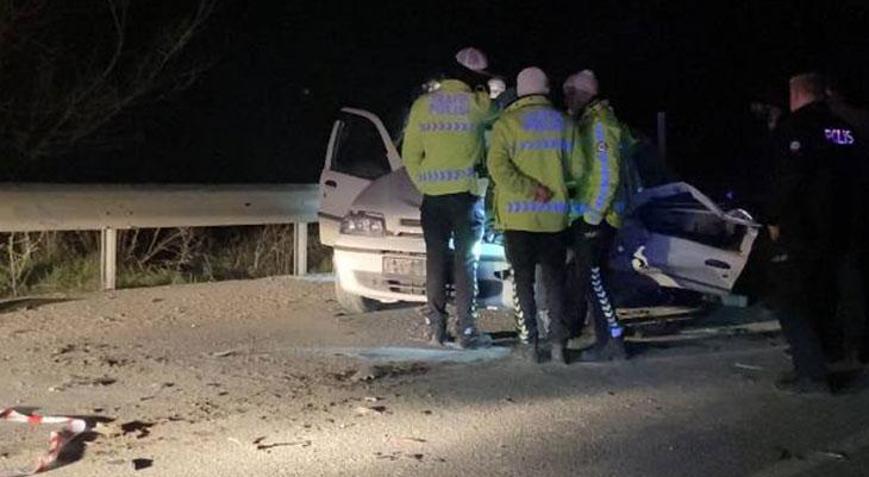 Arnavutköy’de otomobil ile kamyonet çarpıştı: 1 ölü, 2 yaralı