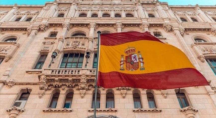 İspanya hükümeti, ticari ilişkileri keseceğini söyleyen ABD Başkanı Trumpı eleştirdi