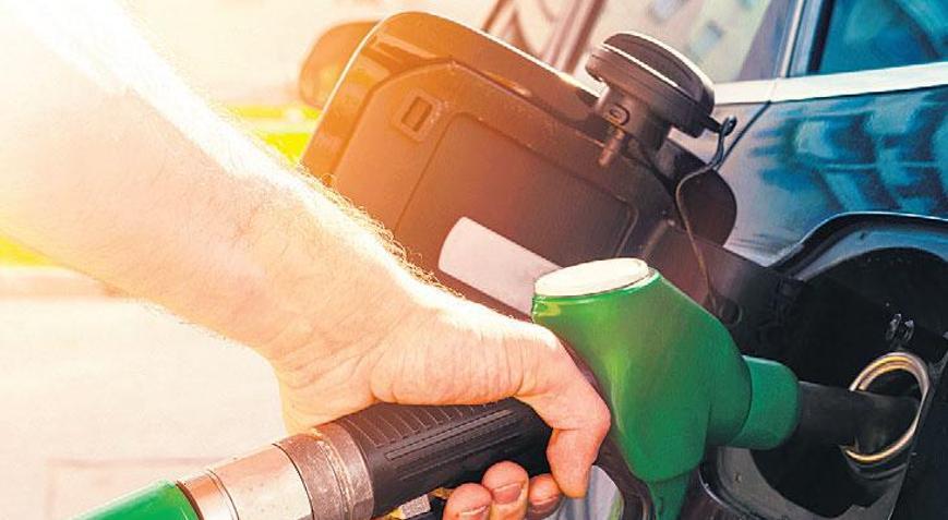 Petrol sıçradı altın düştü