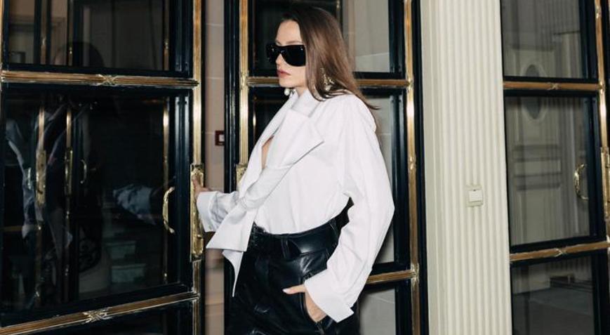 Serenay Sarıkaya pozlarıyla Parisi salladı Sevgilisi Mert Demirden jet hızında yorum