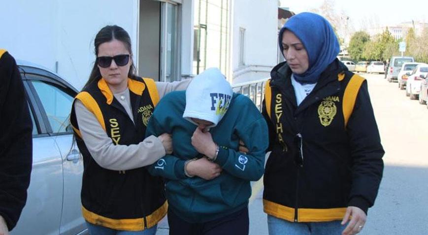 Adanada kanlı kavga Kadın kocasını bıçakladı: Bir anlık sinirle yaptım