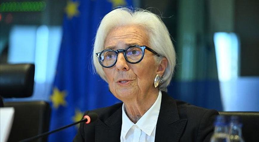 Küresel ekonomi belirsizlik dönemine geçiyor