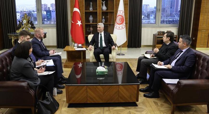 Bakan Bolat, Katar ve Yeni Zelandanın Ankara büyükelçileriyle bir araya geldi