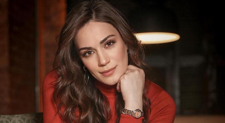Özge Borak paylaşımıyla duygulandırdı Üç sene önce bugün ayrıldı aramızdan