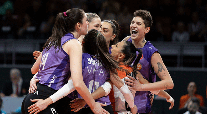 Eczacıbaşı, Galatasaray Daikini devirdi Ebrar ve Stysiak yıldızlaştı