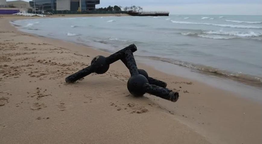 Bu robot, parçalansa bile yoluna devam ediyor
