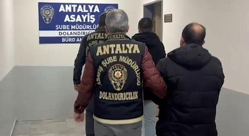 Muska ve büyü vaadiyle milyonluk vurgun Sahte hoca tutuklandı