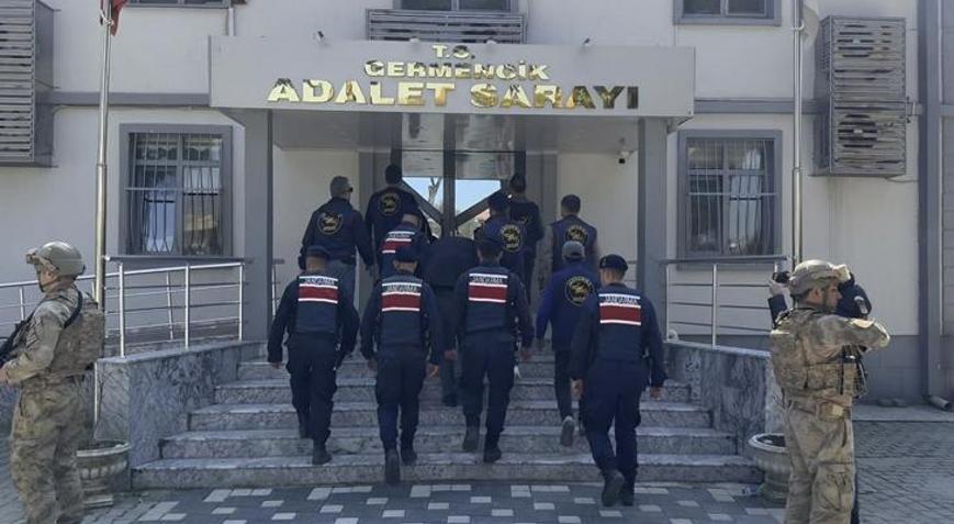 Aydında dehşet Arazi anlaşmazlığı nedeniyle annesini öldürdü