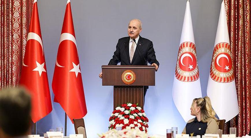Kurtulmuş: Birilerinin bölüp parçaladığı bu coğrafyayı derleyip toparlamak Türkiye’ye düşer