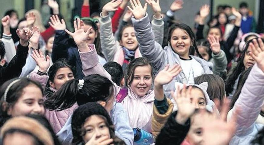 18 milyon öğrenci 9 gün ara tatilde