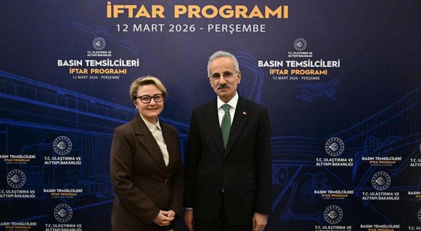 Bakan Uraloğlu: 32 milyon telefon hazır 5G için tarih verildi