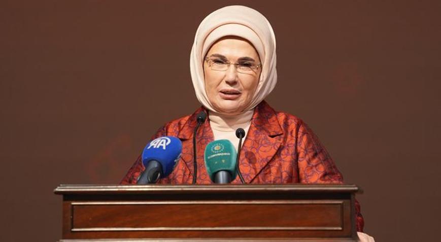 Emine Erdoğan AK Parti İstanbul Kadın Kolları ile Vefa İftarı programına katıldı