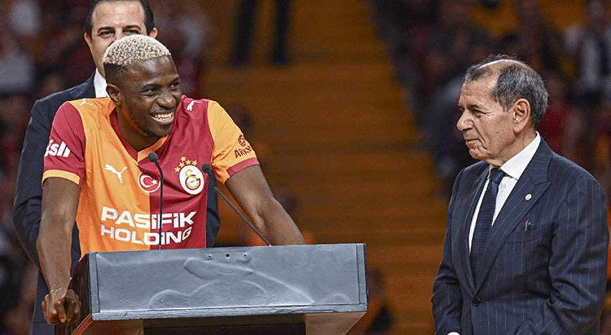 Galatasarayda Osimhenden Dursun Özbeke prim talebi Yaşananlar ortaya çıktı