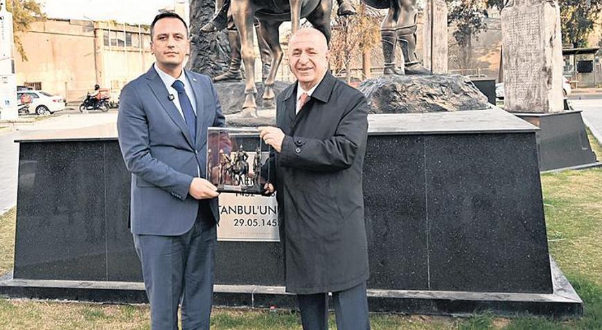 Abide-i Hürriyet Meydanı’na övgü