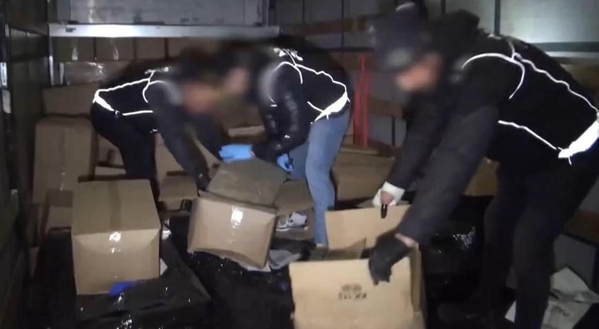 İstanbulda 4 tırda 527 kilo 475 gram uyuşturucu ele geçirildi