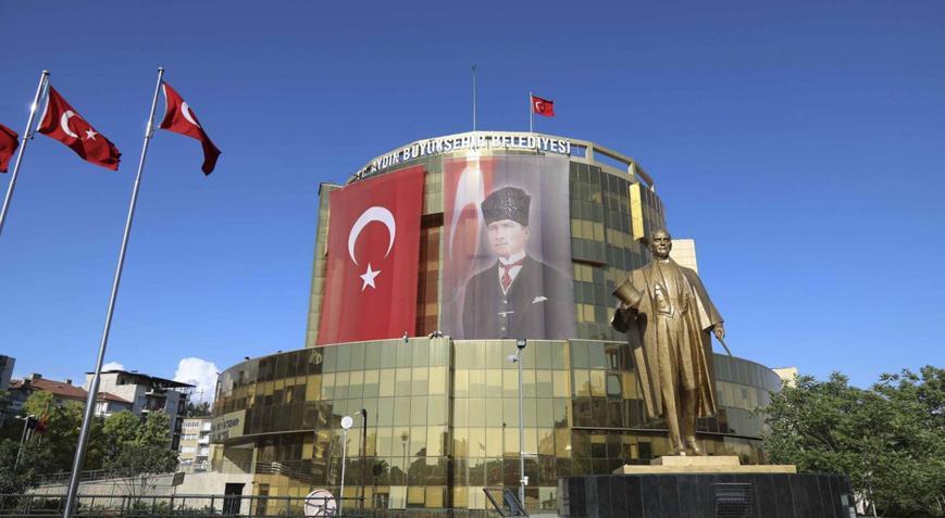 Usta tarihçiye anlamlı vefa Aydında yeni parkın adı İlber Ortaylı olacak