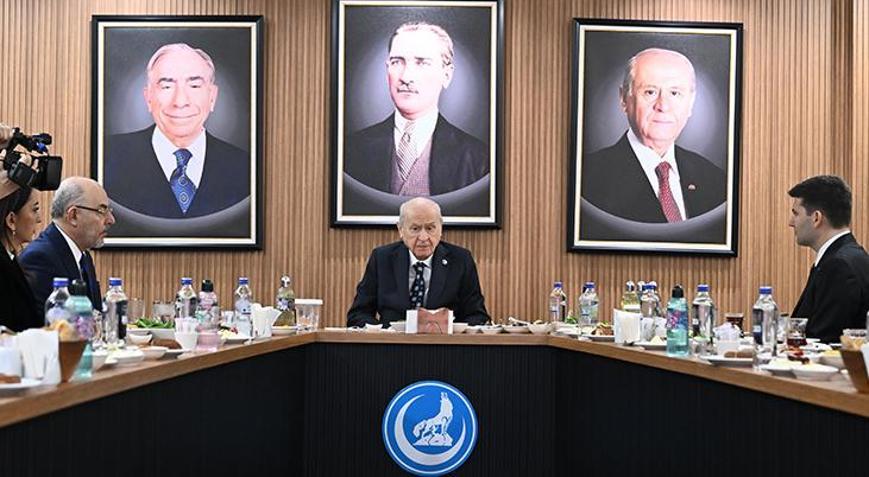 Bahçeliden Ülkü Ocakları Eğitim ve Kültür Vakfına bayram ziyareti