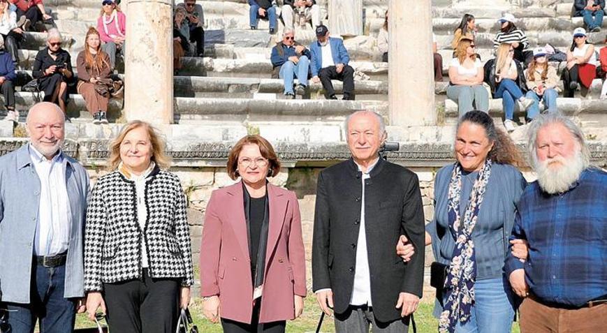 Bilim dünyası Didim’de buluştu Barış umudu matematikte