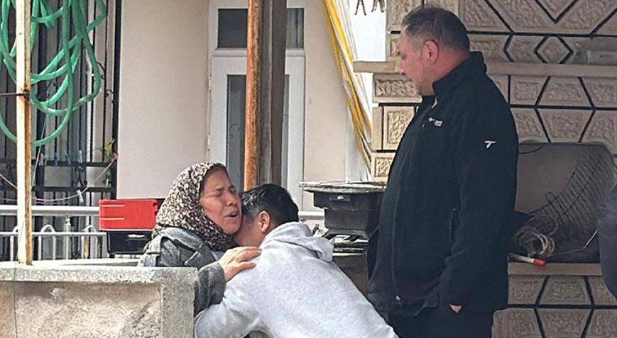 Antalya’da genç adam yatağında ölü bulundu Annenin feryadı yürek dağladı: Anacığım kalk, torunun geliyor